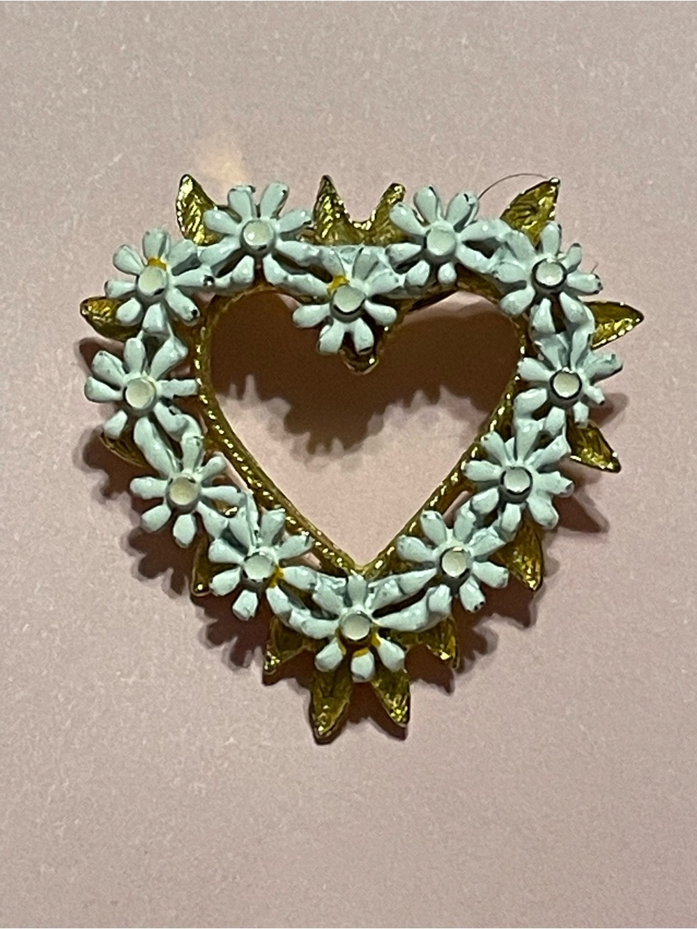 Vintage Gold Tone Enamel Flower Heart Pin #0270